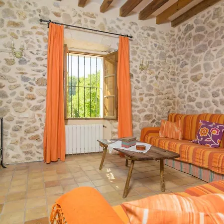La Bisbal Villa *